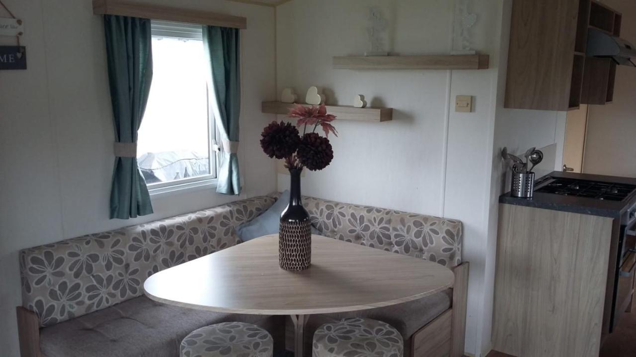 Kingdom Holiday Park Haverigg Esterno foto